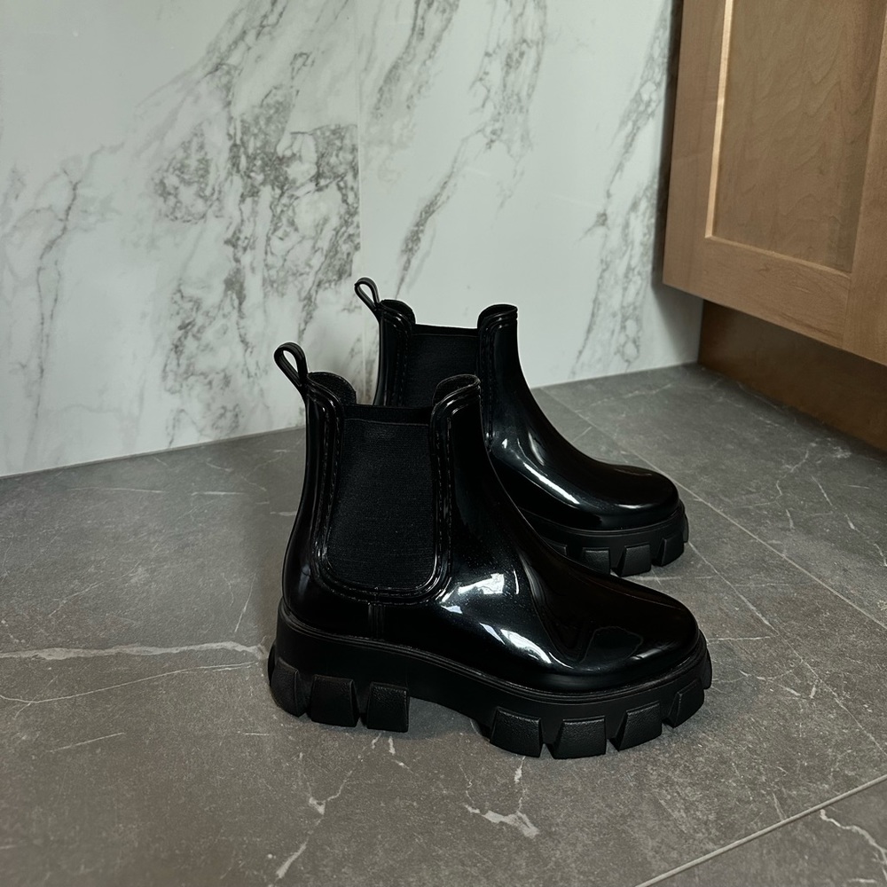 Platform Boots - Picture 7 of 8